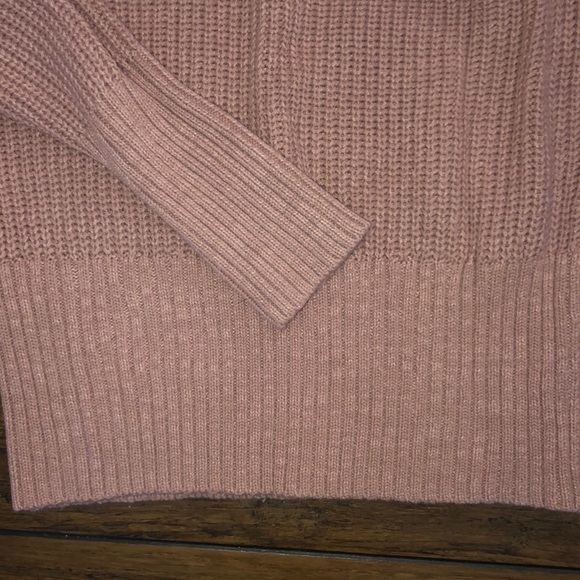 Pink sweater - Picture 4 of 4